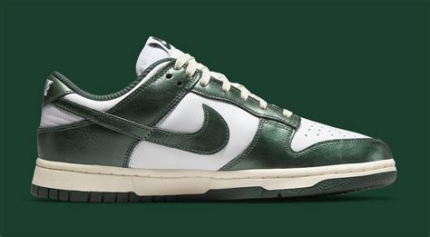 nike dunk loe green|dunk low retro green shock.